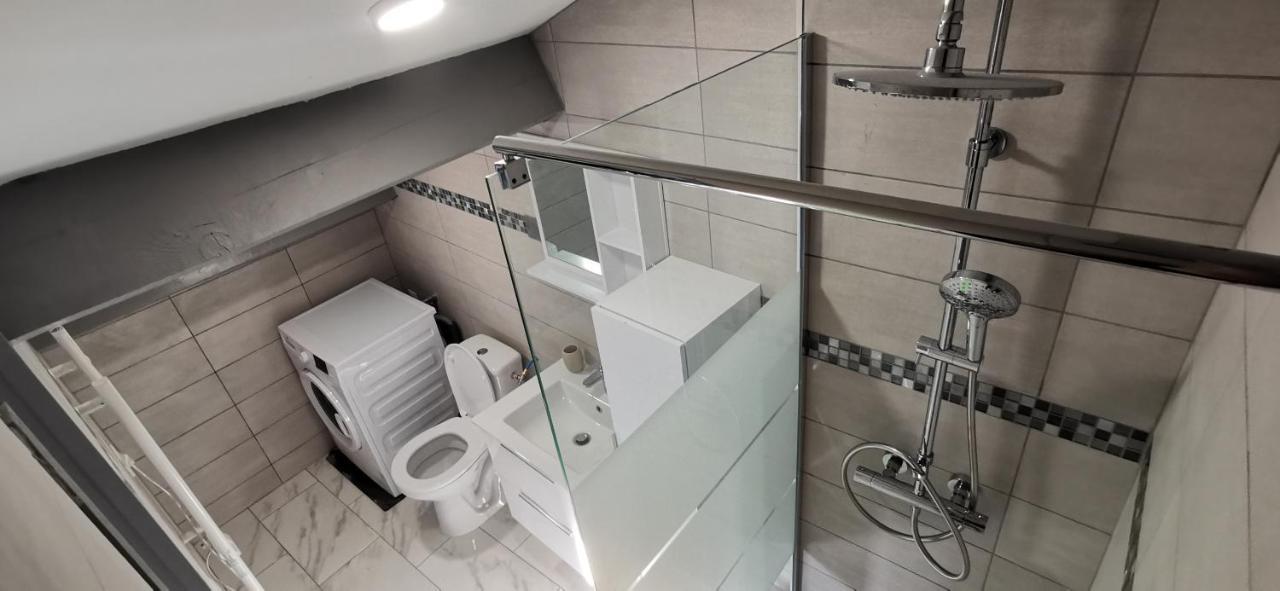 Appartements Et Studio Renoves En 2022, Intra Muros Αβινιόν Εξωτερικό φωτογραφία