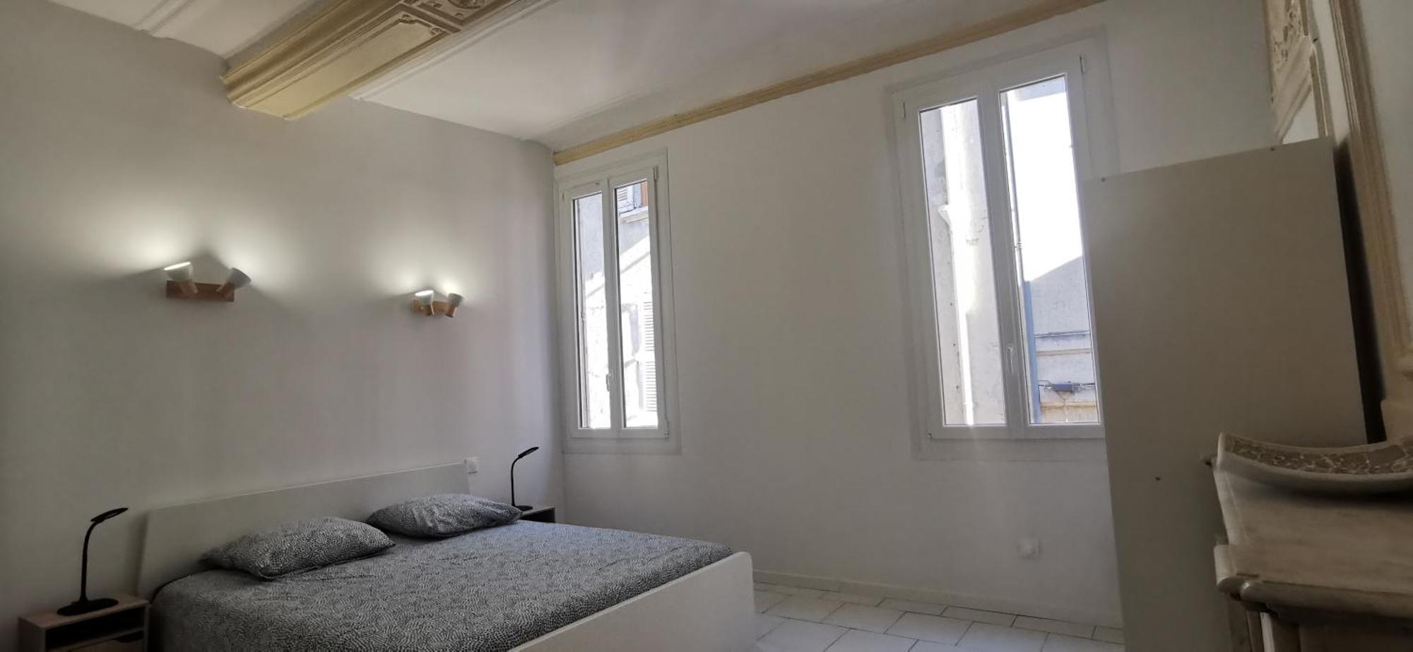 Appartements Et Studio Renoves En 2022, Intra Muros Αβινιόν Εξωτερικό φωτογραφία