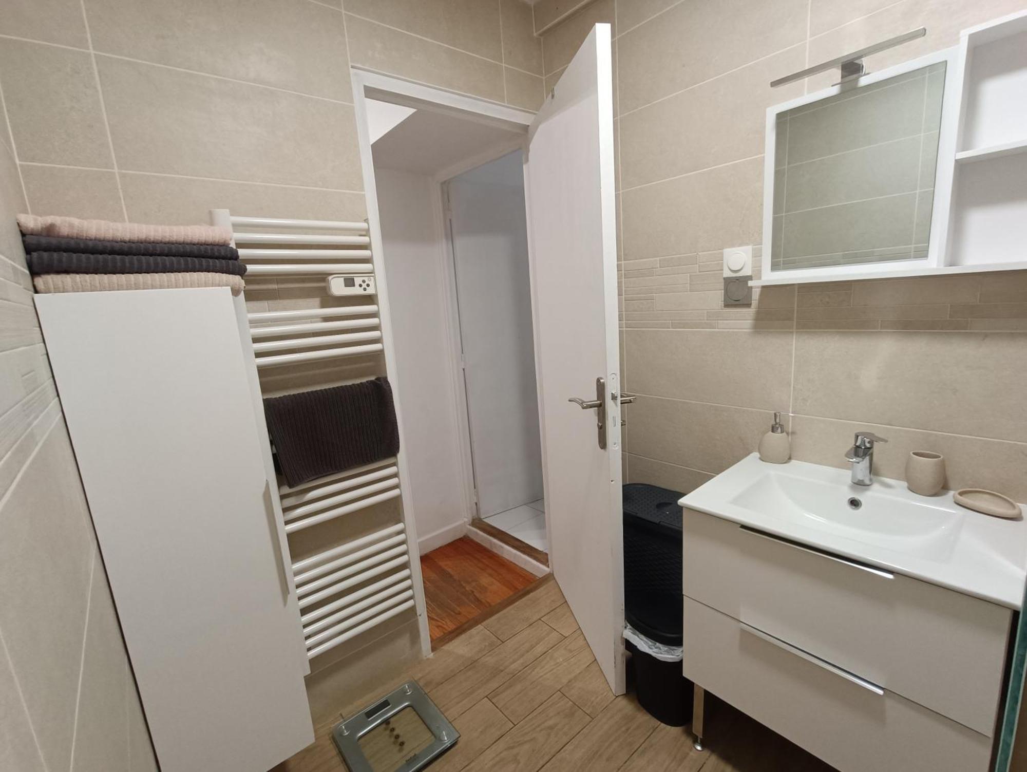Appartements Et Studio Renoves En 2022, Intra Muros Αβινιόν Εξωτερικό φωτογραφία